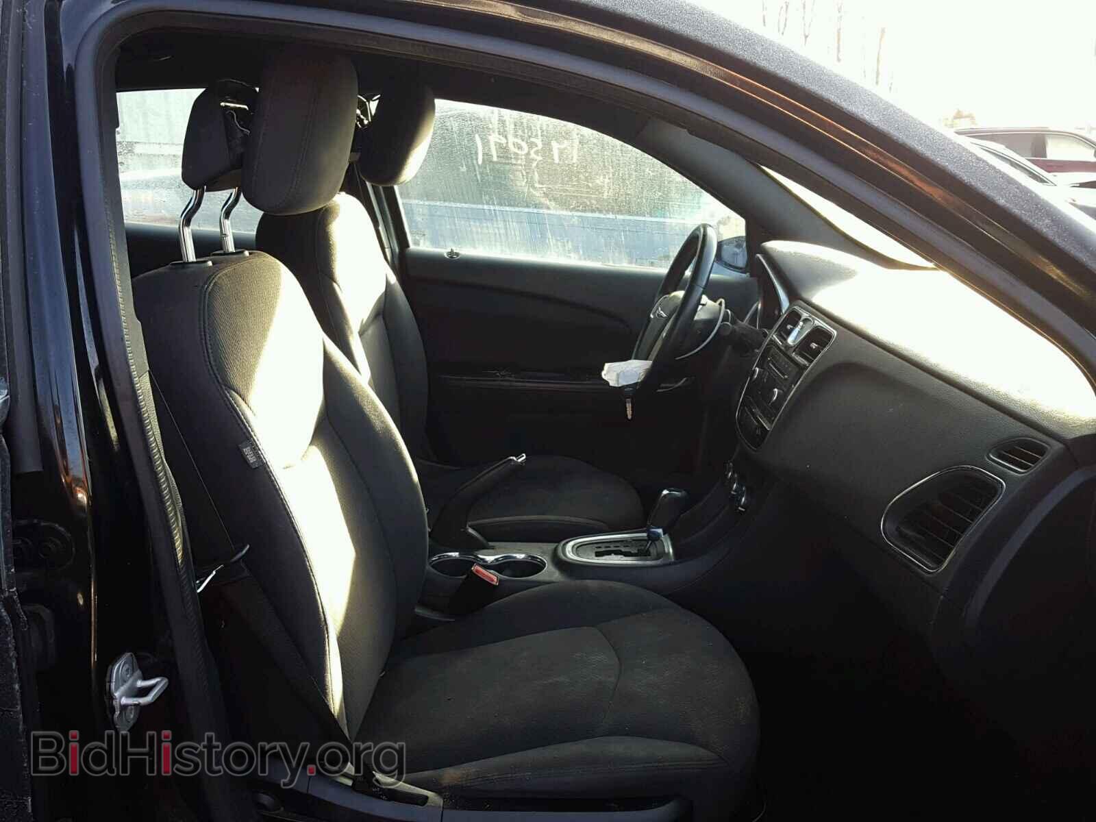 2014 CHRYSLER 200 - VIN: 1C3CCBBG2EN106653 - Фото 4