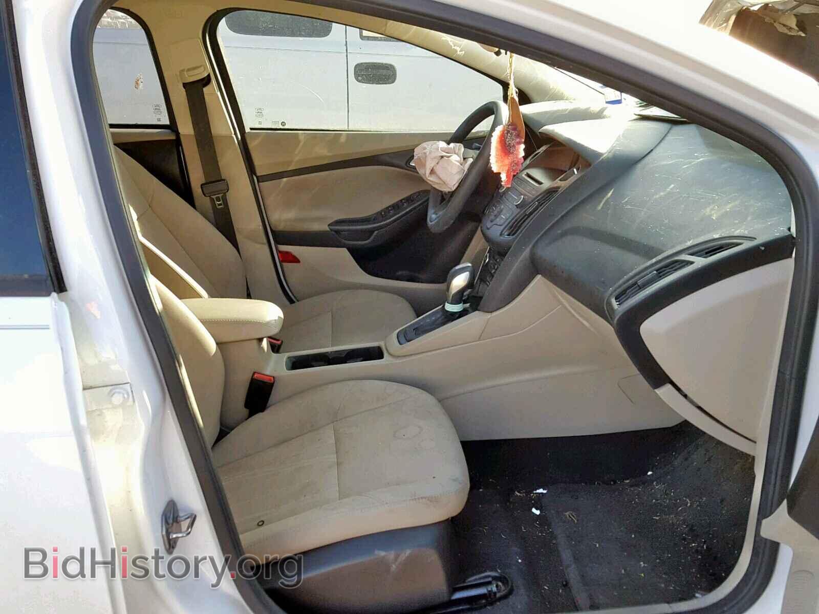 2016 FORD FOCUS SE - VIN: 1FADP3F21GL360870 - Фото 5