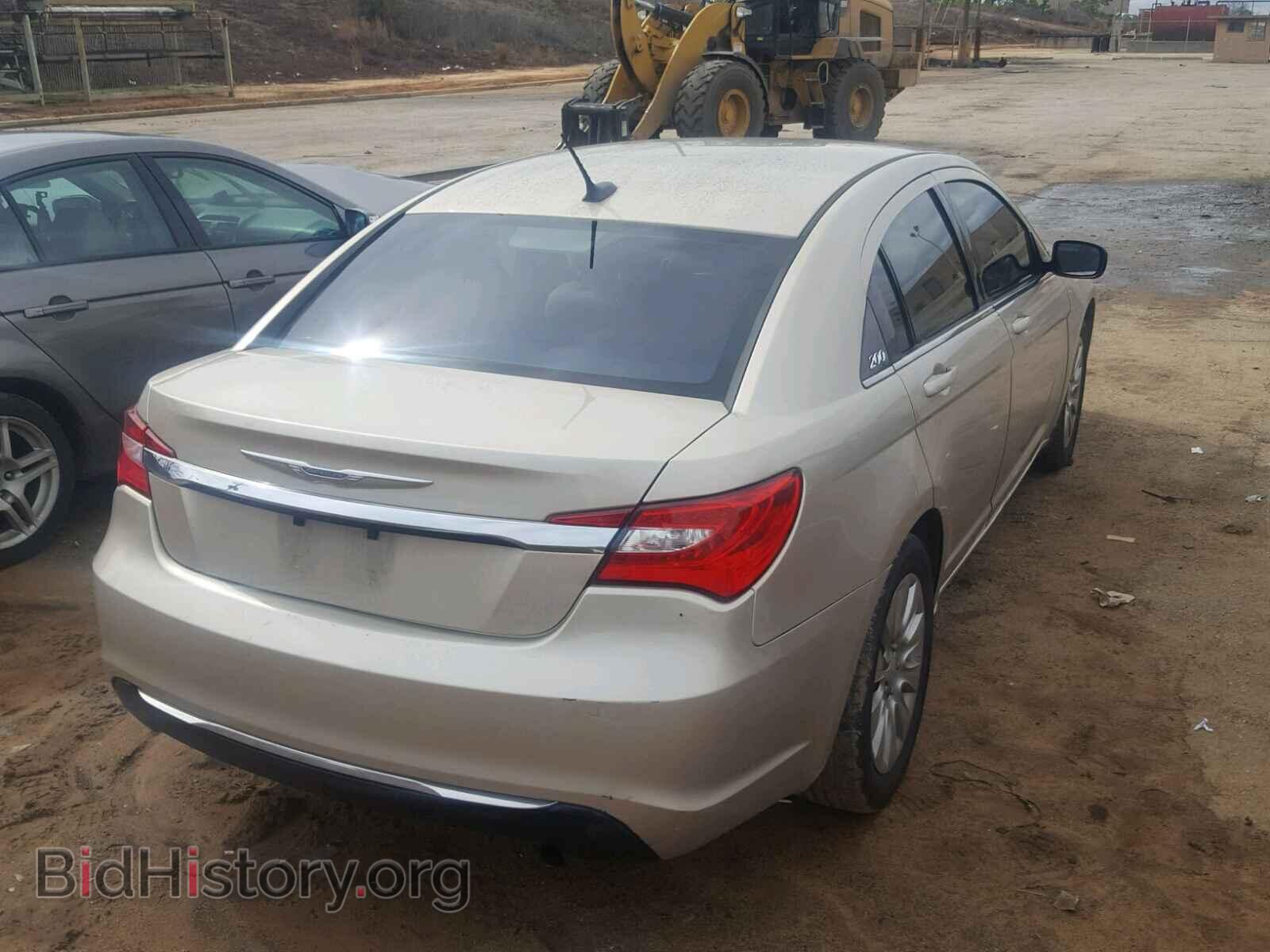 2014 CHRYSLER 200 - VIN: 1C3CCBAB1EN122011 - Фото 4