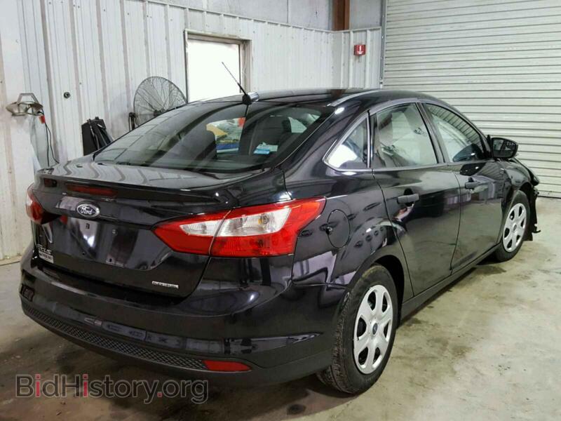 2014 Ford FOCUS (VIN 1FADP3E2XEL405013) — фото 4 из 10