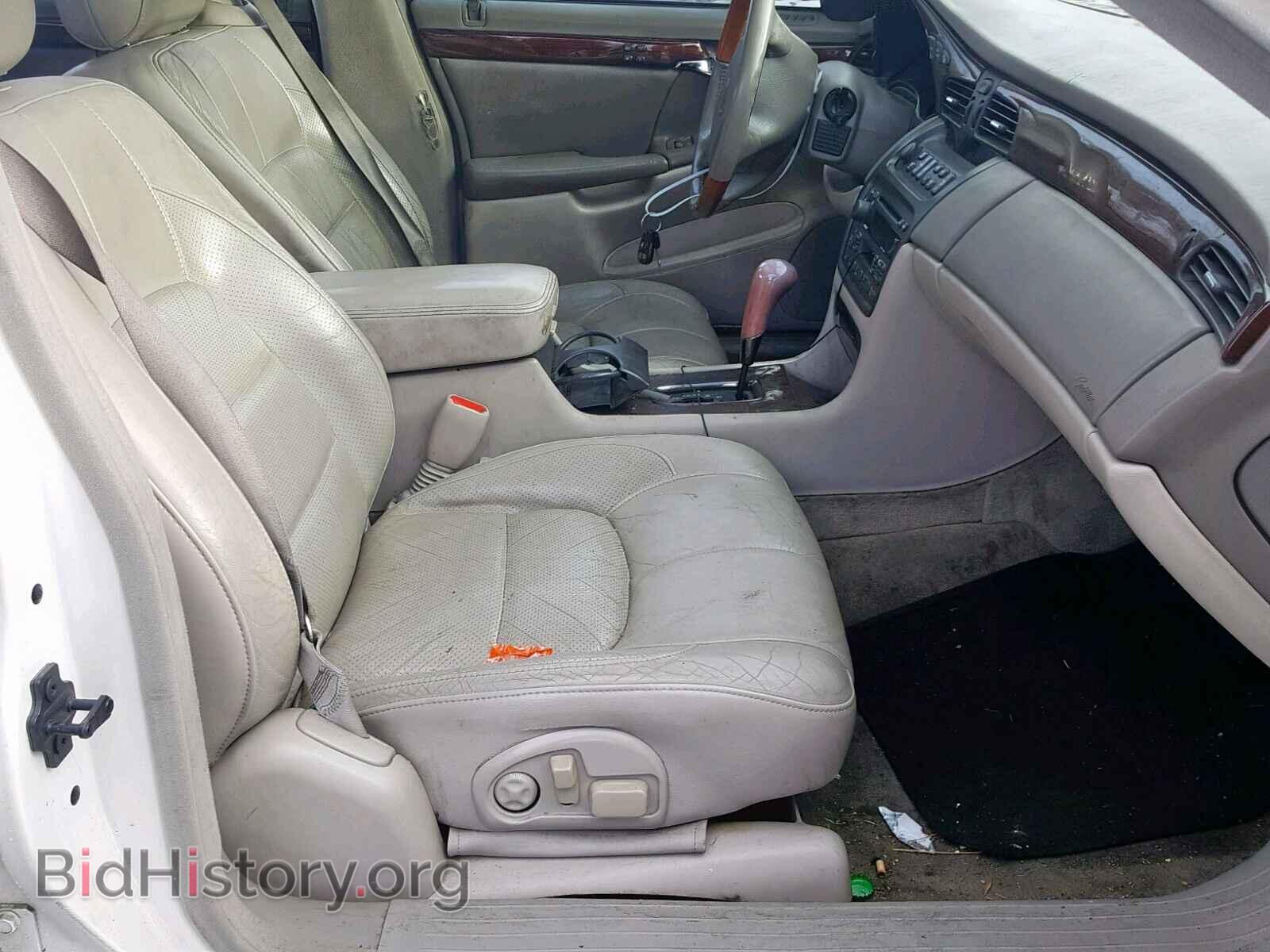 2001 CADILLAC DEVILLE - VIN: 1G6KF549X1U173356 - Photo 5