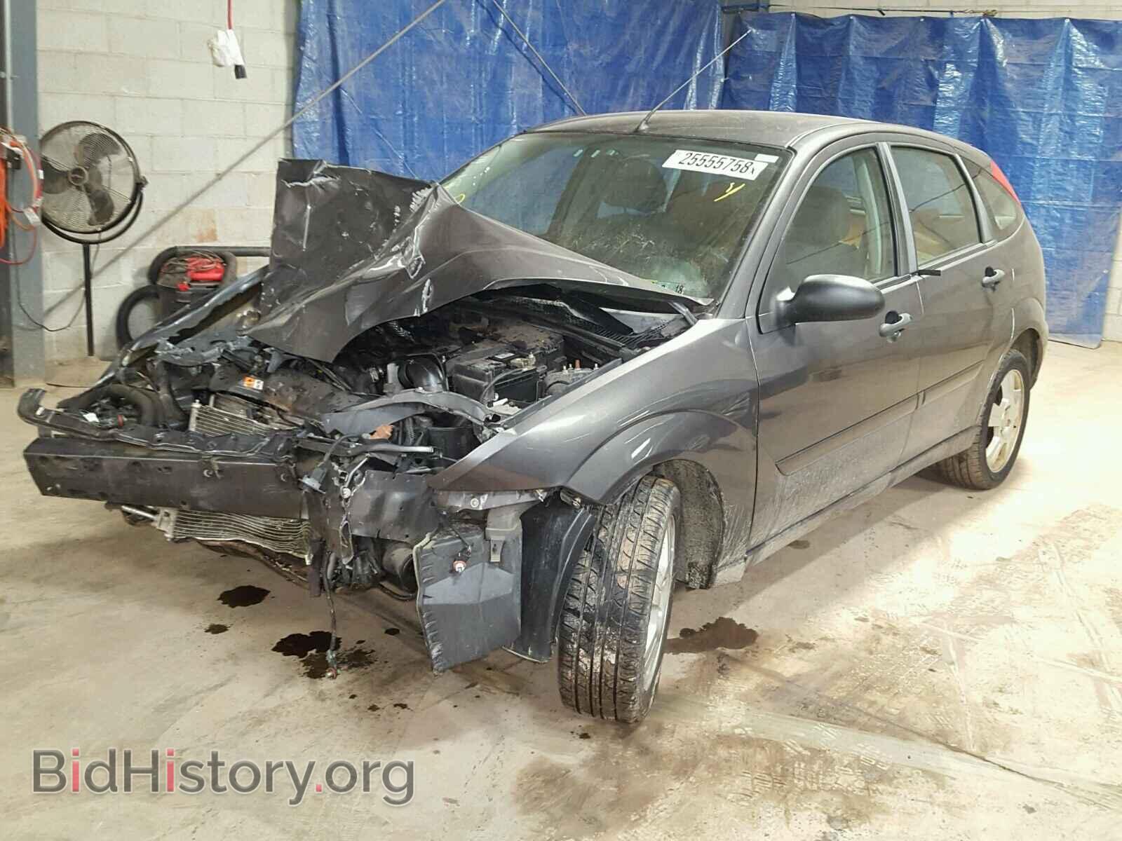 2007 FORD FOCUS - VIN: 1FAHP37N67W240703 - Фото 2