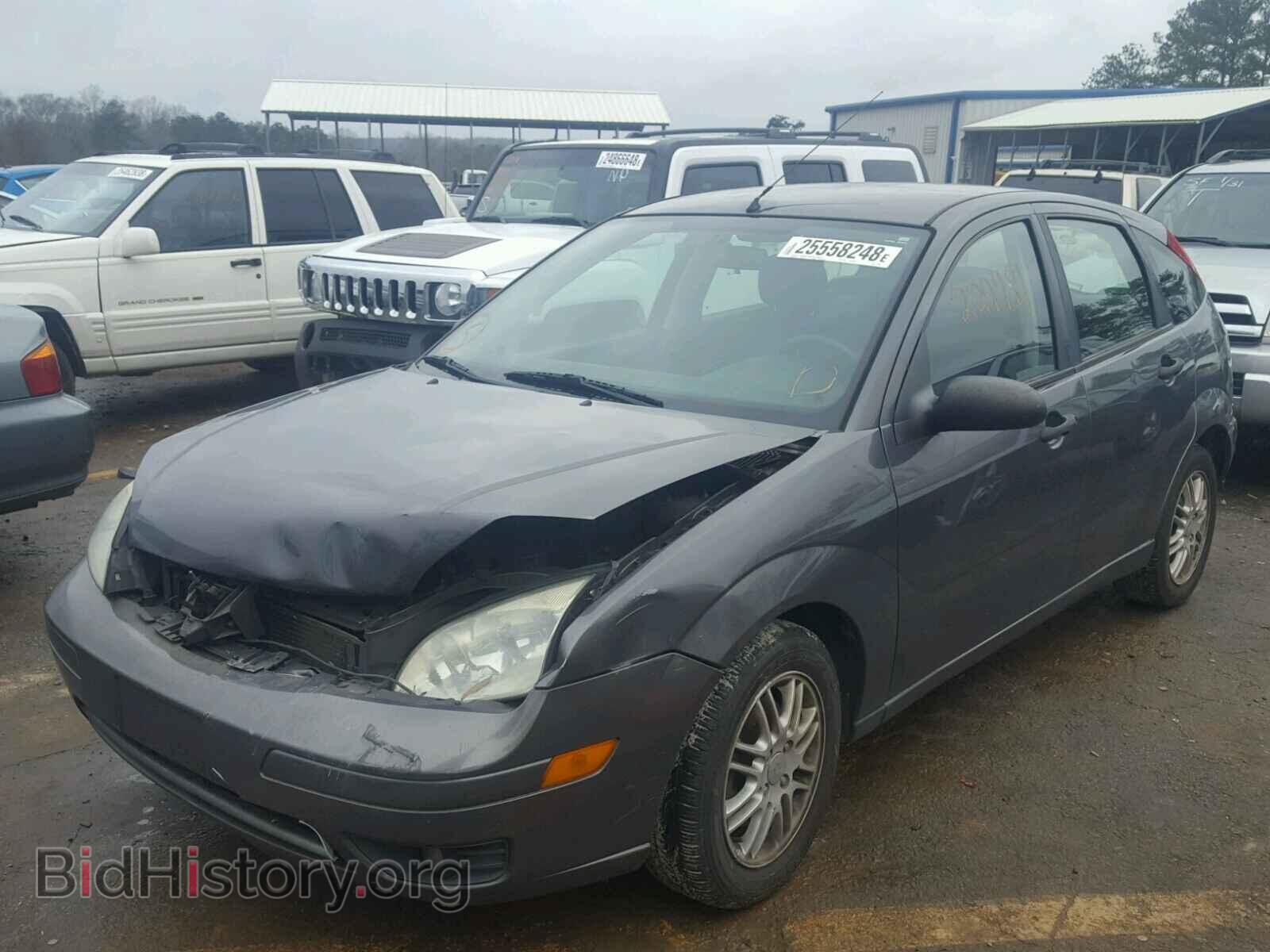 2005 FORD FOCUS - VIN: 3FAFP37N65R134968 - Фото 2