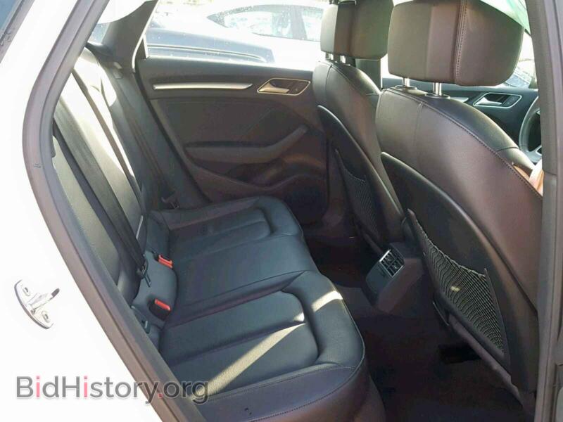 2017 Audi A3 (VIN WAUAUGFF7H1026370) — photo 6 of 10