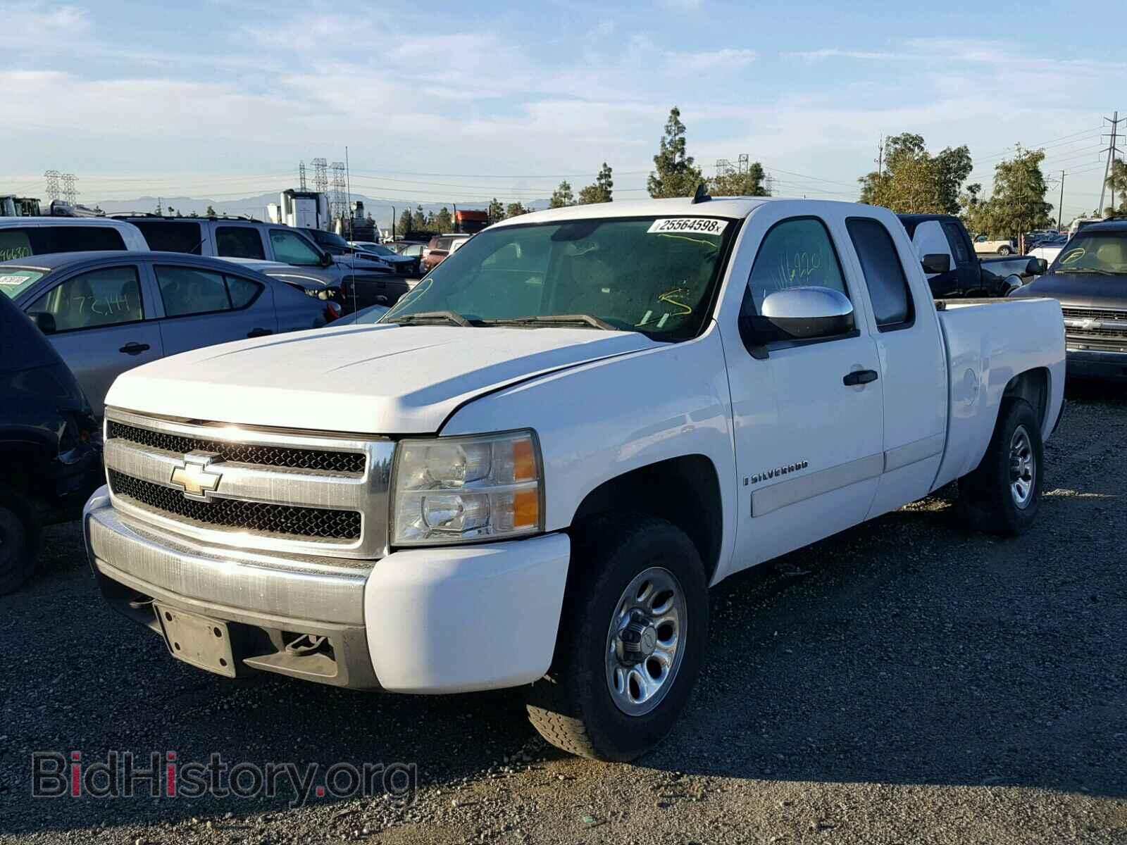 2007 CHEVROLET SILVERADO - VIN: 1GCEC19C47Z552090 - Фото 2