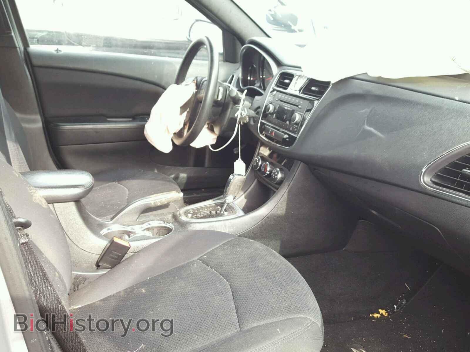 2013 CHRYSLER 200 - VIN: 1C3CCBAB1DN636150 - Photo 5