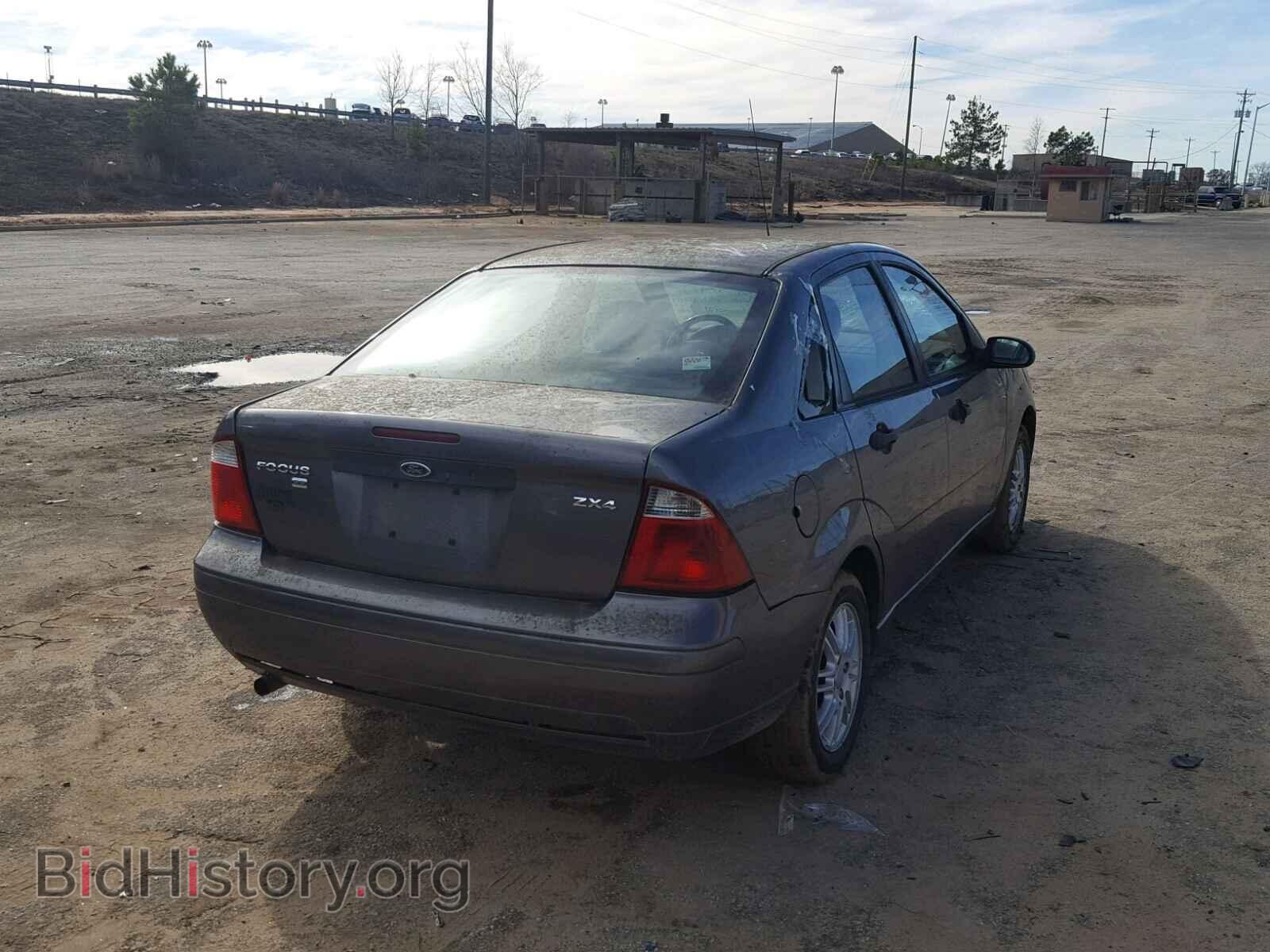2006 FORD FOCUS - VIN: 1FAHP34N36W175991 - Фото 4