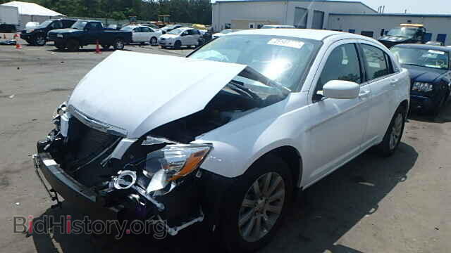 2011 CHRYSLER 200 - VIN: 1C3BC1FB6BN548111 - Фото 2