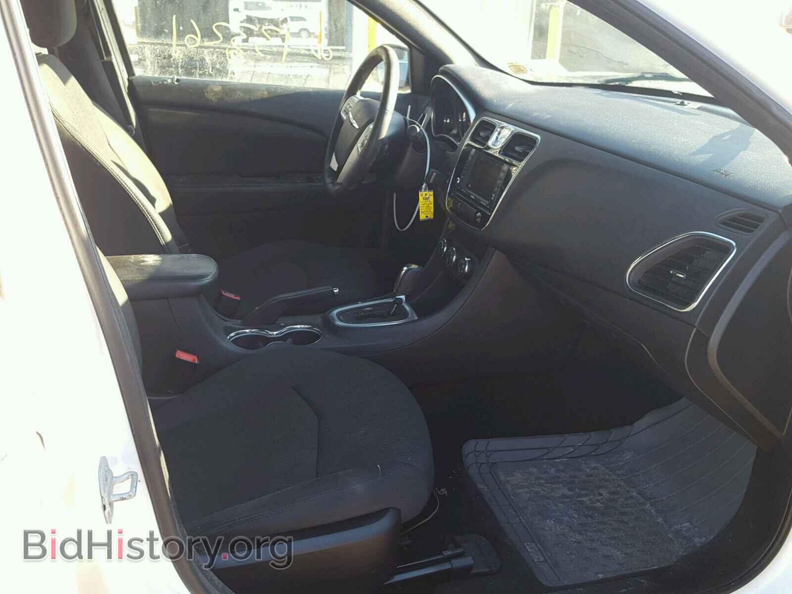 2011 CHRYSLER 200 - VIN: 1C3BC1FG2BN615346 - Фото 5