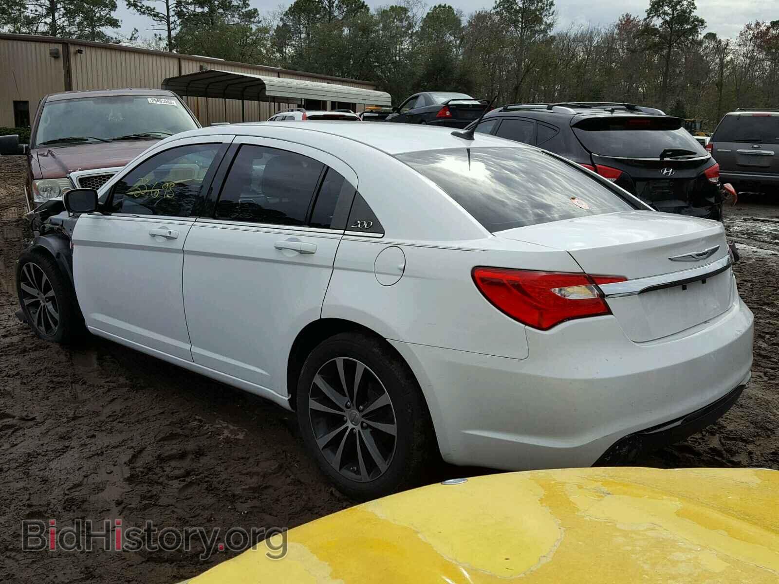 2014 CHRYSLER 200 - VIN: 1C3CCBBG4EN186859 - Фото 3