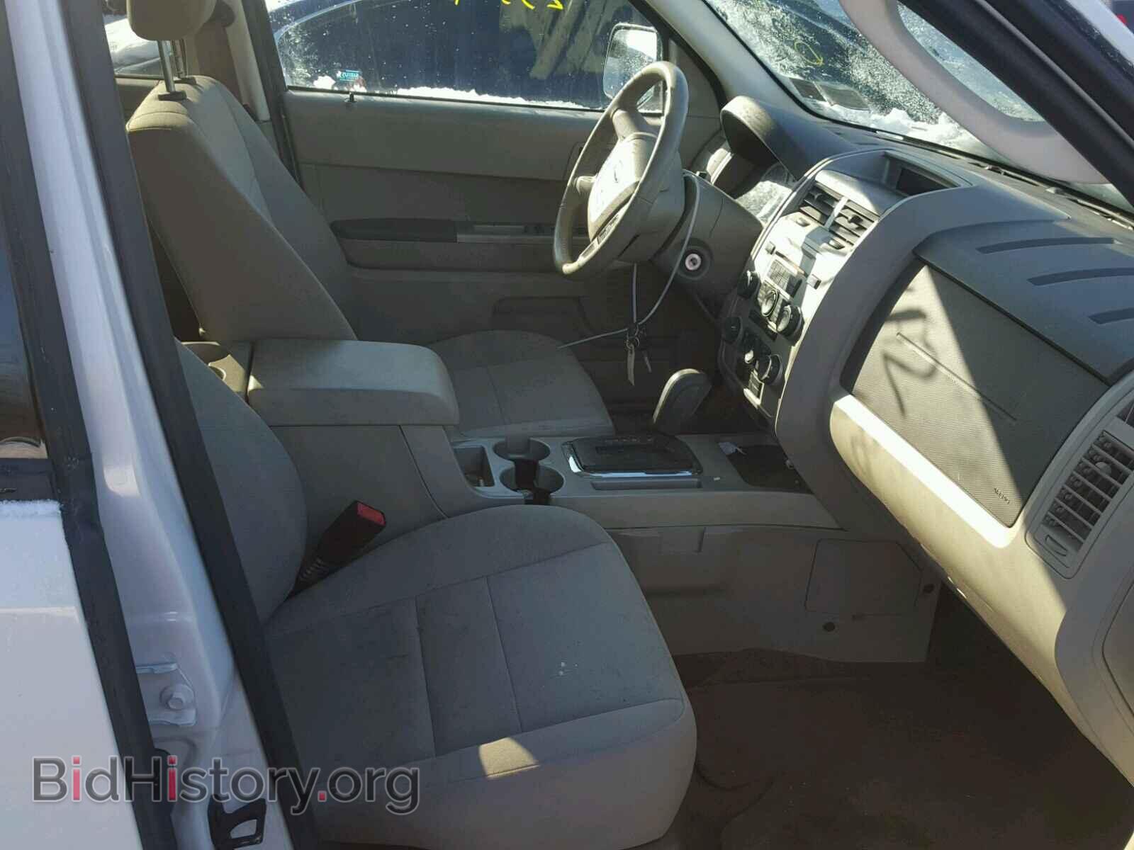 2011 FORD ESCAPE - VIN: 1FMCU9D73BKC11693 - Photo 5