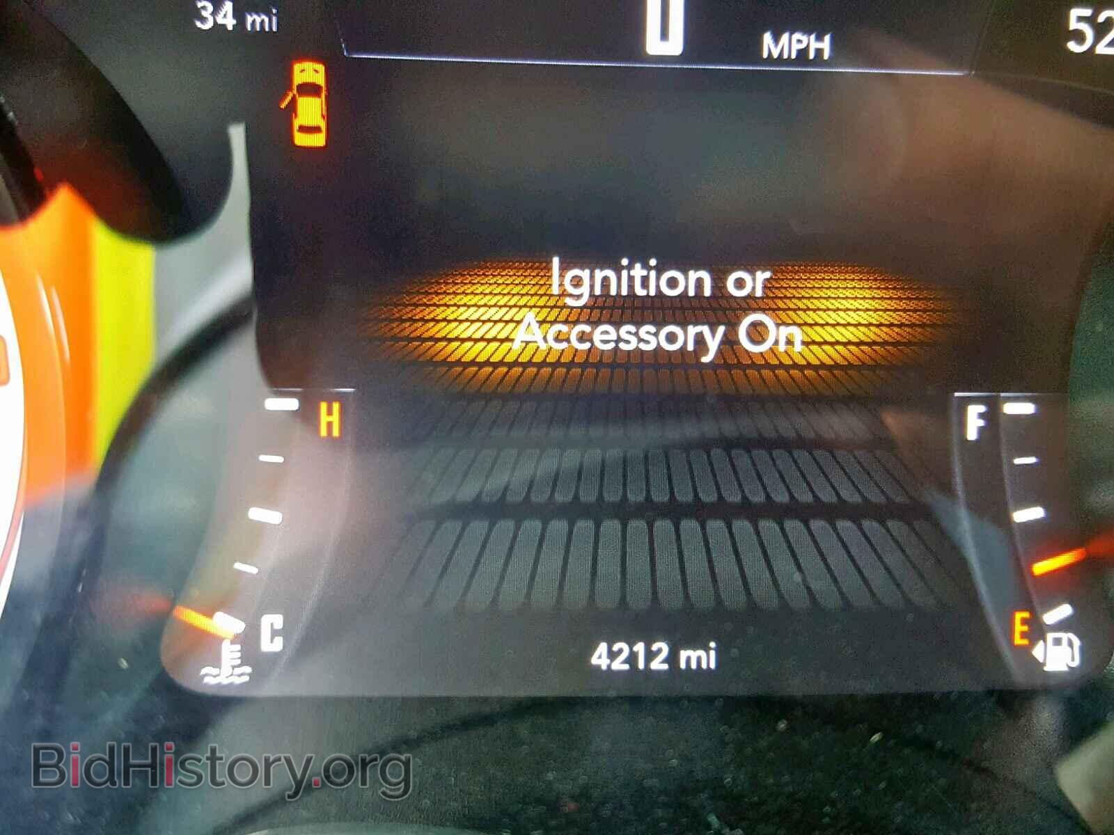 2017 DODGE CHALLENGER - VIN: 2C3CDZBT0HH542112 - Фото 8