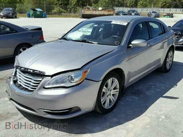 2013 CHRYSLER 200 - VIN: 1C3CCBAB1DN715236 - Фото 2