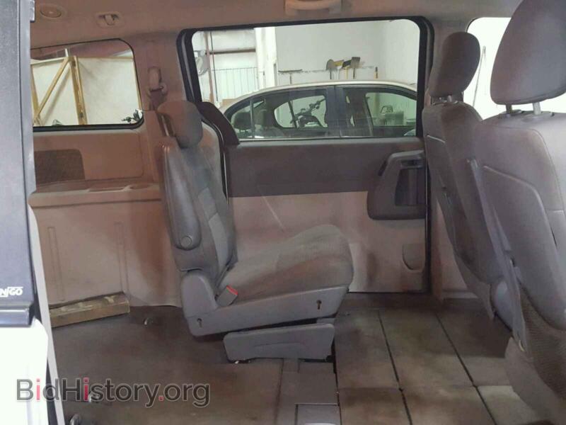 2010 Dodge CARAVAN (VIN 2D4RN4DE9AR238218) — photo 6 of 10