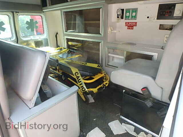 2010 FORD ECONOLINE - VIN: 1FDSS3EP2ADA41004 - Фото 6
