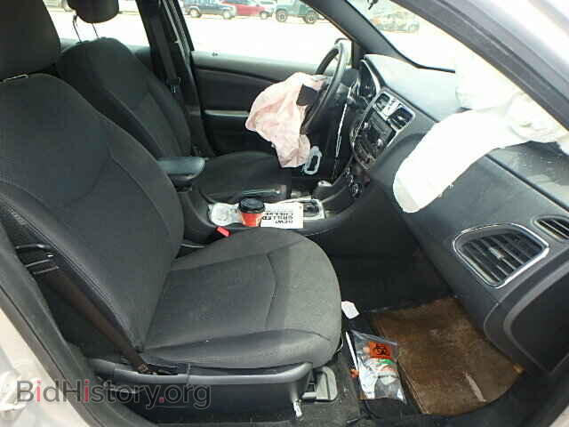 2012 CHRYSLER 200 - VIN: 1C3CCBAB6CN272984 - Фото 5