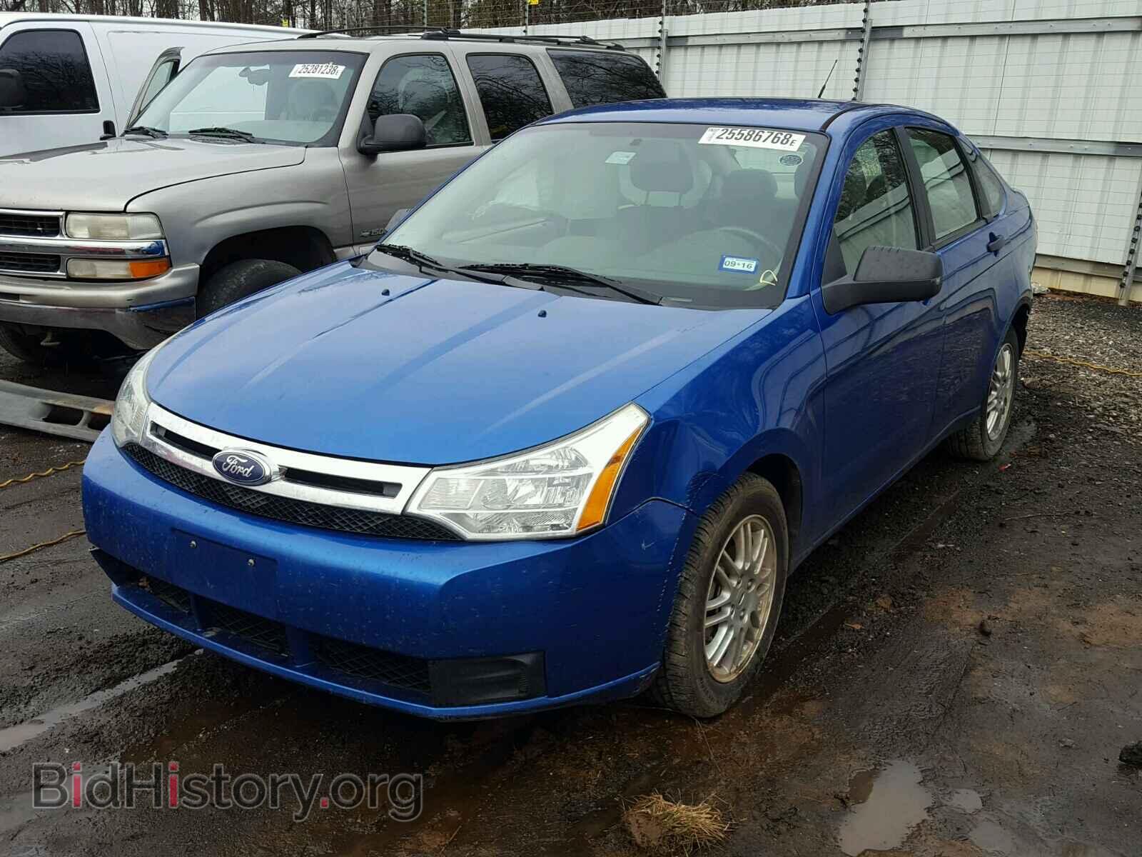 2011 FORD FOCUS - VIN: 1FAHP3FN1BW165855 - Фото 2