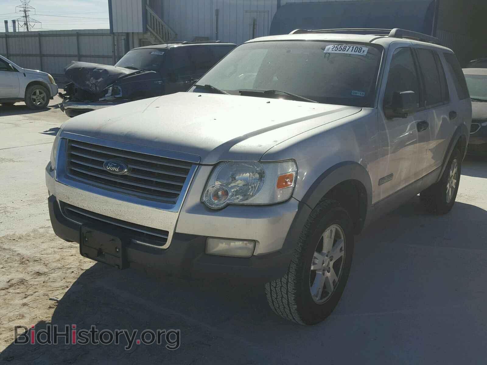 2006 FORD EXPLORER - VIN: 1FMEU63E26UA67572 - Photo 2