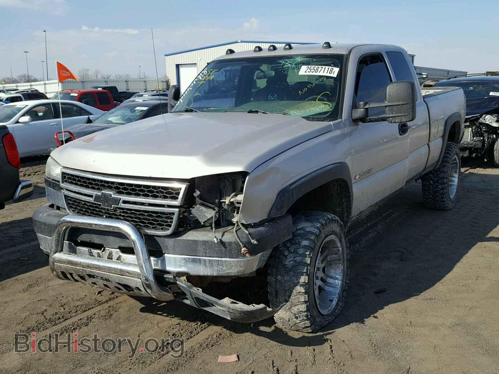 2005 CHEVROLET SILVERADO - VIN: 1GCHK29U95E201453 - Фото 2