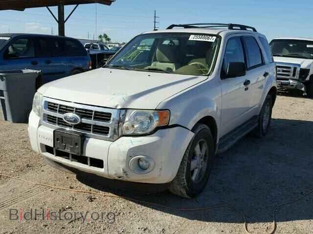 2009 FORD ESCAPE - VIN: 1FMCU03709KA14746 - Фото 2
