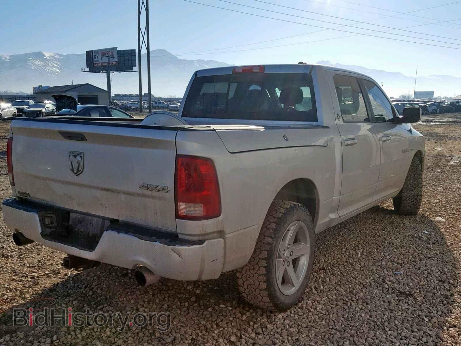 2010 DODGE RAM 1500 - VIN: 1D7RV1CT3AS181353 - Фото 4