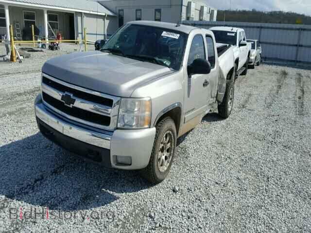 2007 CHEVROLET SILVERADO - VIN: 1GCEC19CX7Z512077 - Фото 2