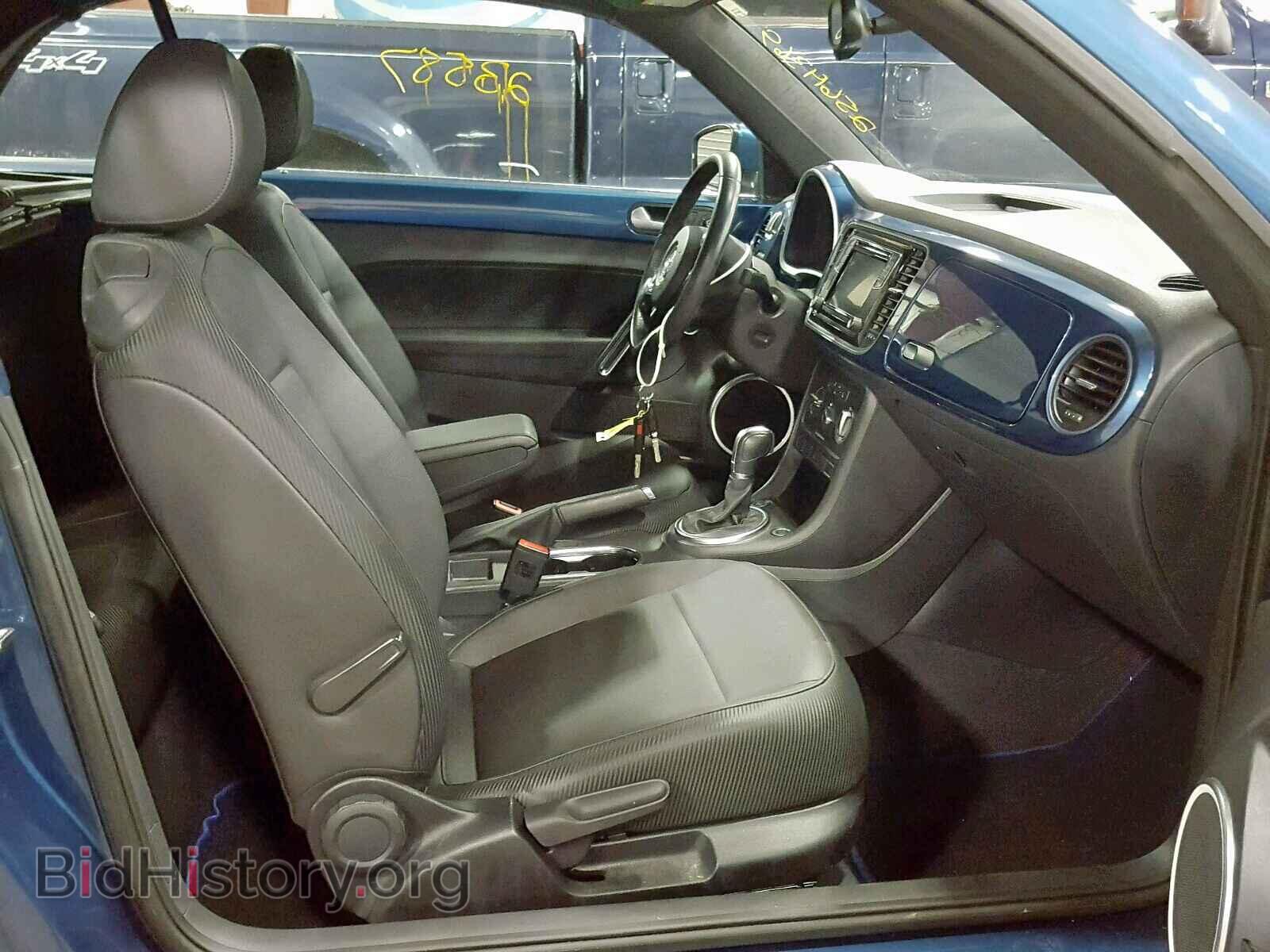 2016 VOLKSWAGEN BEETLE - VIN: 3VW507AT6GM802807 - Фото 5