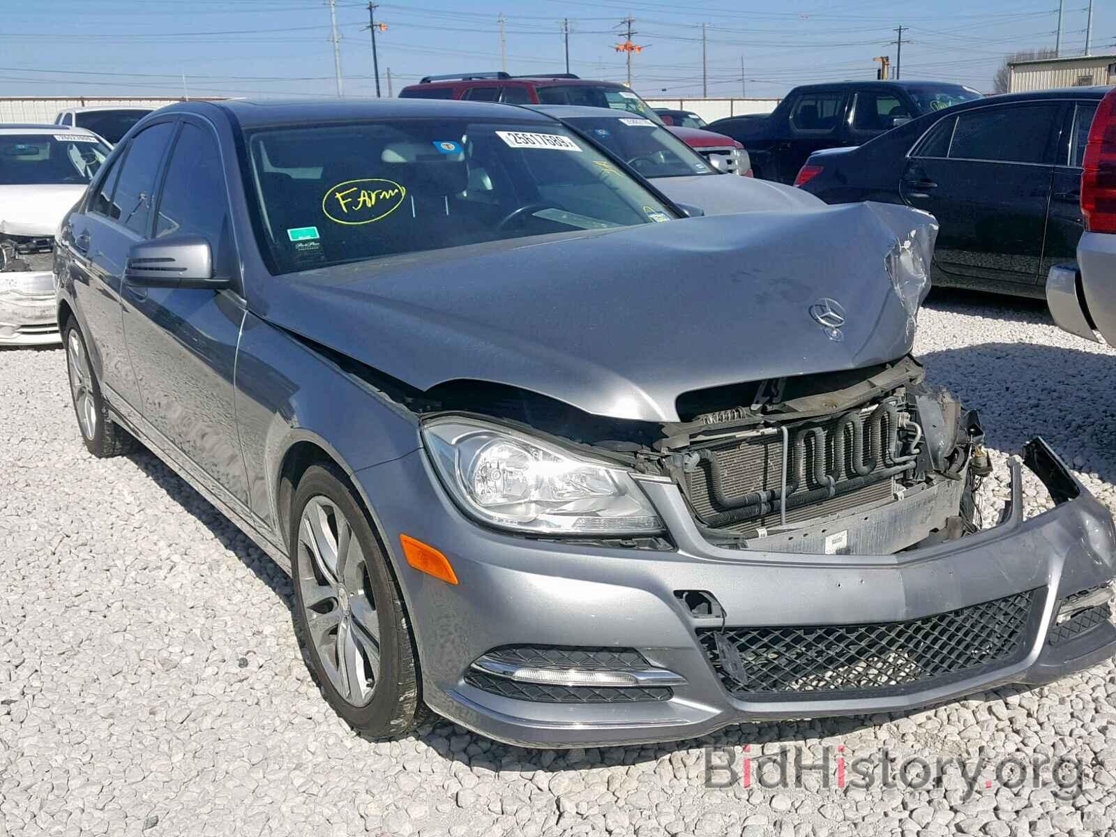 Photo WDDGF8BB2CA639642 - MERCEDES-BENZ C CLASS 2012