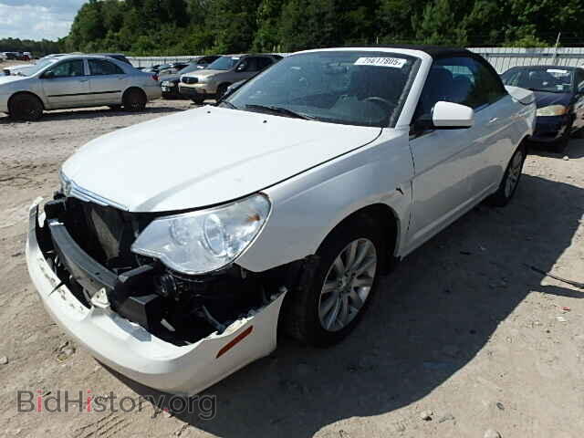 2010 CHRYSLER SEBRING - VIN: 1C3BC5ED6AN148395 - Фото 2