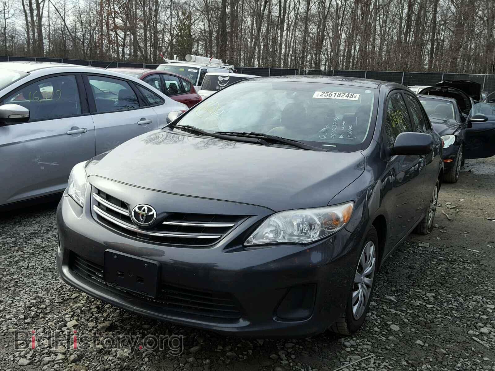 2013 TOYOTA COROLLA BA - VIN: 2T1BU4EE4DC980594 - Фото 2