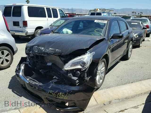 2013 CHRYSLER 200 - VIN: 1C3CCBAB3DN762834 - Фото 2
