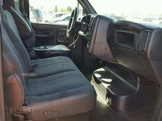 2008 GMC C/K/R5500 - VIN: 1GDE5C1988F401340 - Photo 5