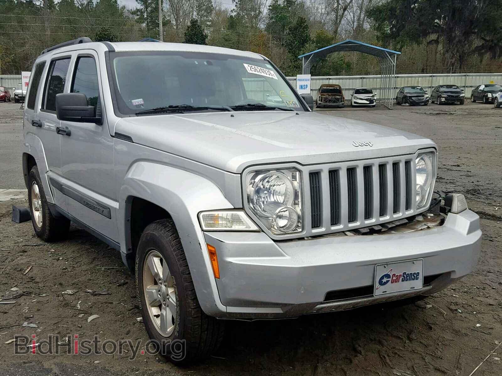 Photo  - JEEP LIBERTY SP 2011