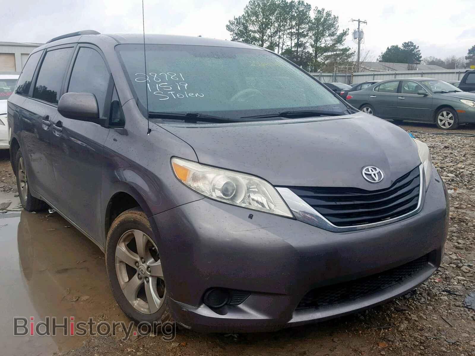 Photo 5TDKA3DC1BS008149 - TOYOTA SIENNA BAS 2011