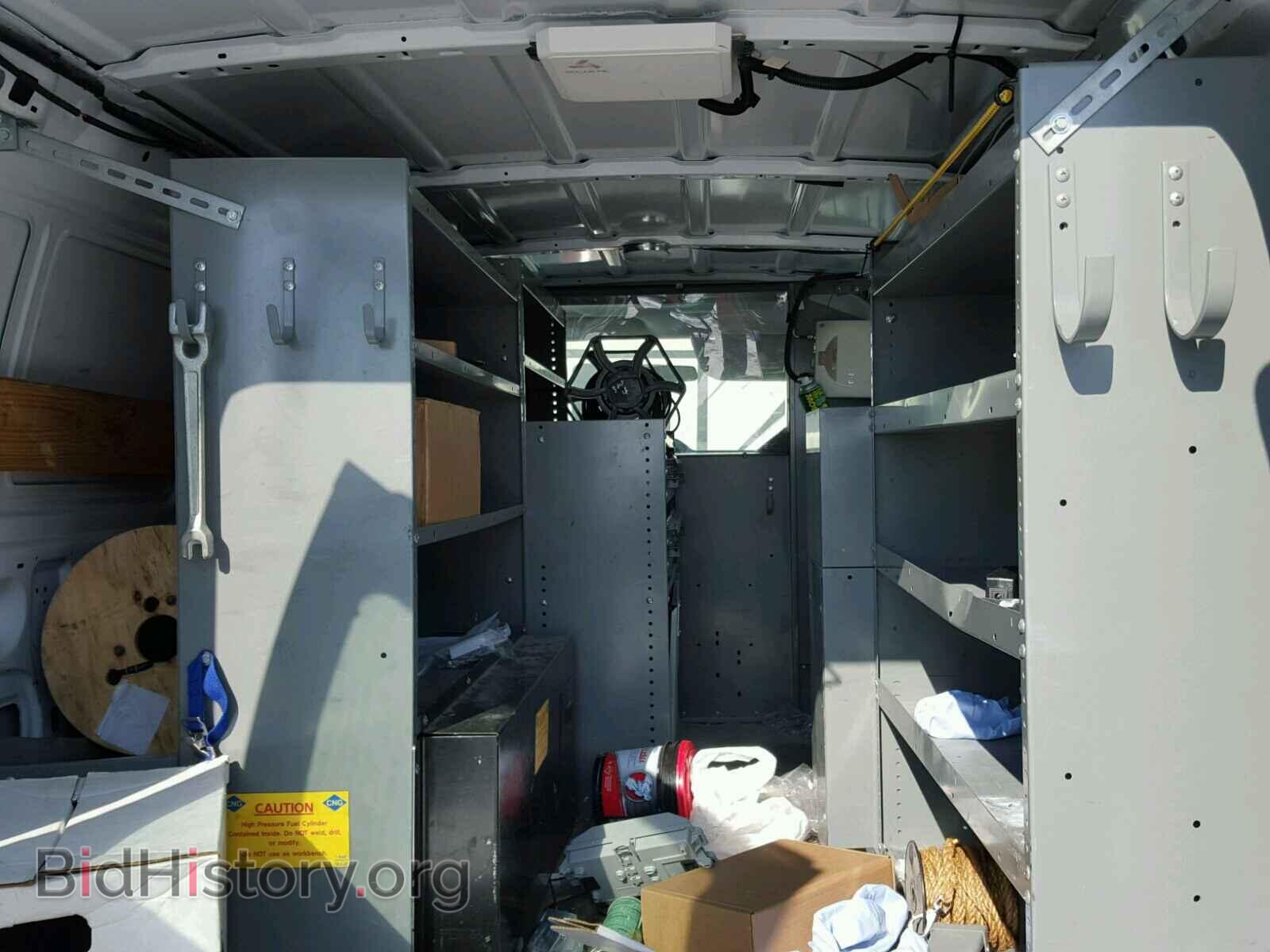 2010 FORD ECONOLINE - VIN: 1FTNE2EL2ADA42976 - Photo 6