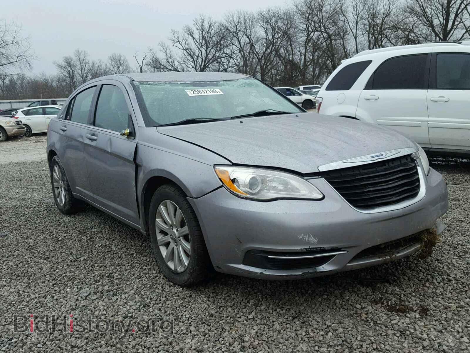 Фотография 1C3CCBBB8DN595773 - CHRYSLER 200 2013