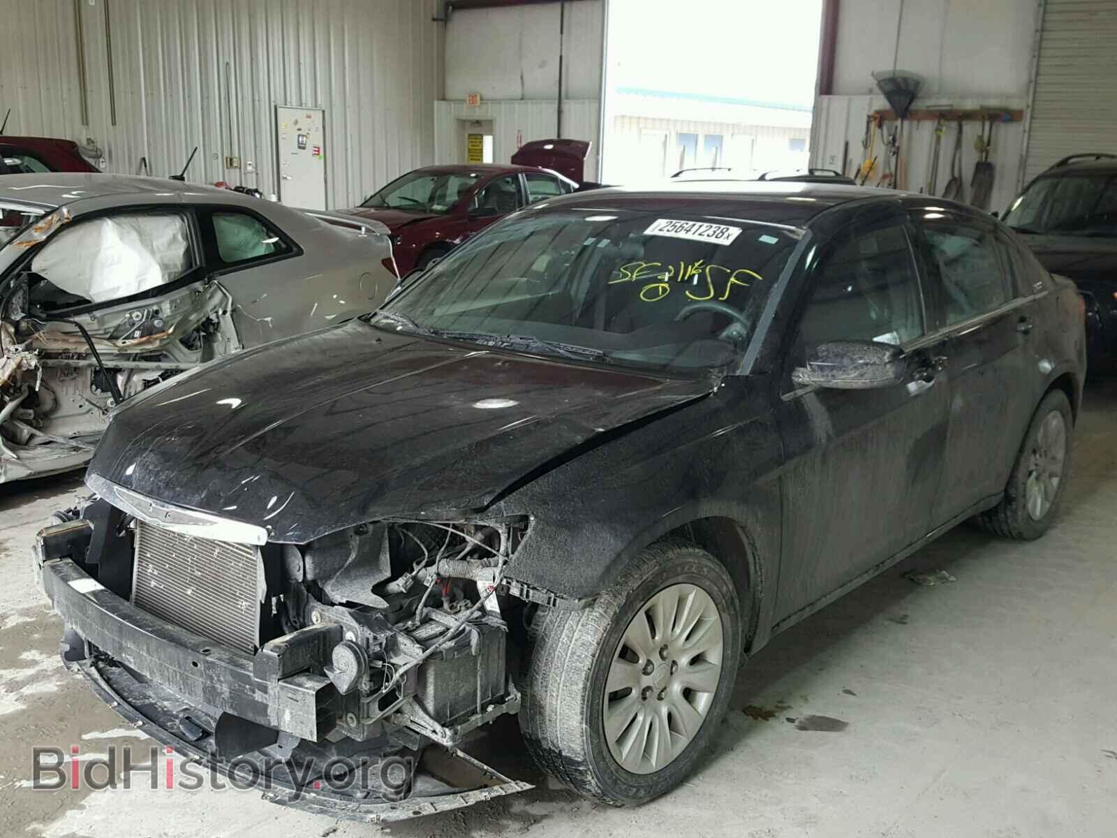 2012 CHRYSLER 200 - VIN: 1C3CCBAB5CN281904 - Фото 2