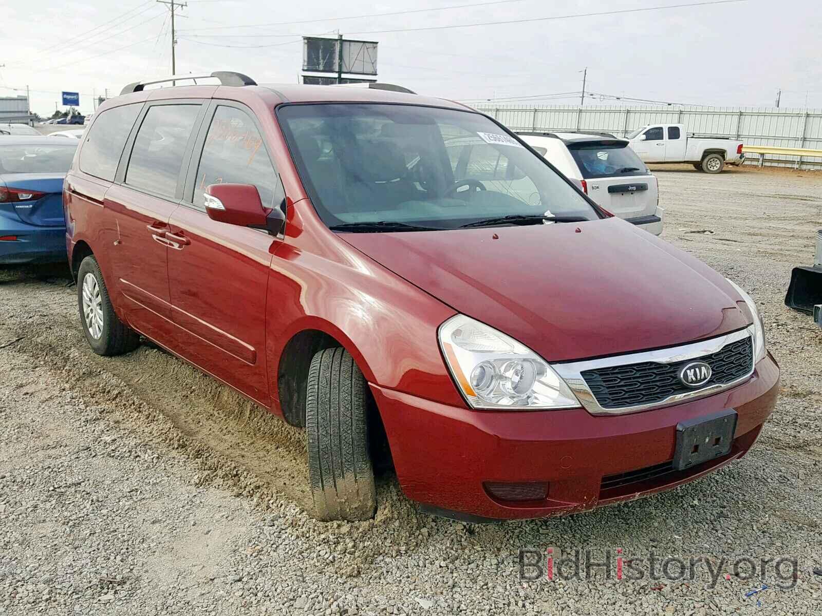 Фотография KNDMG4C74B6405257 - KIA SEDONA LX 2011