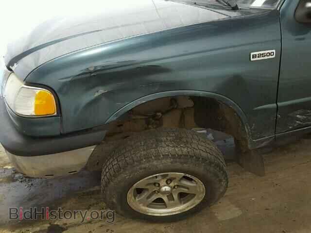 2000 MAZDA B2500 - VIN: 4F4YR12C8YTM26428 - Фото 9