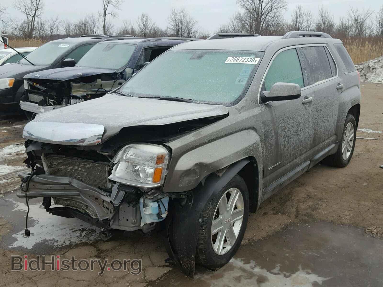2011 GMC TERRAIN - VIN: 2CTALSEC2B6477215 - Photo 2