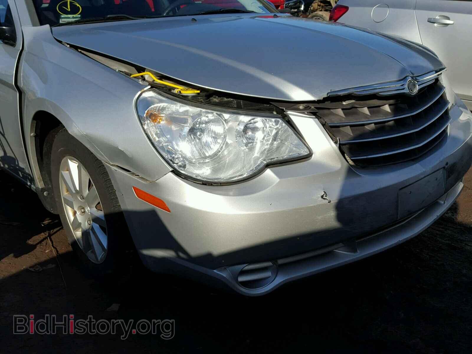 2010 CHRYSLER SEBRING - VIN: 1C3CC4FB5AN195400 - Фото 9
