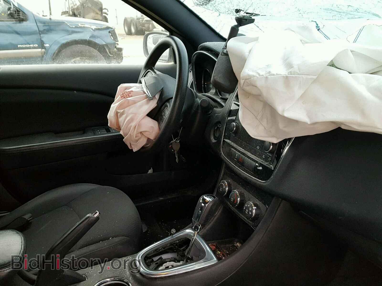 2014 CHRYSLER 200 - VIN: 1C3CCBAB3EN145368 - Фото 9