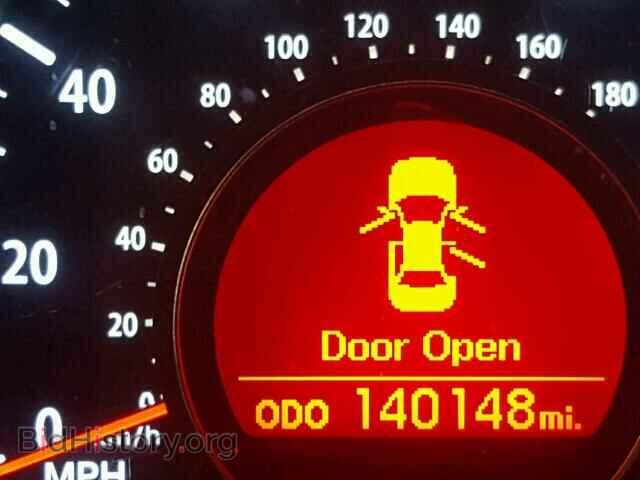 2011 KIA OPTIMA - VIN: KNAGM4A79B5090029 - Фото 8