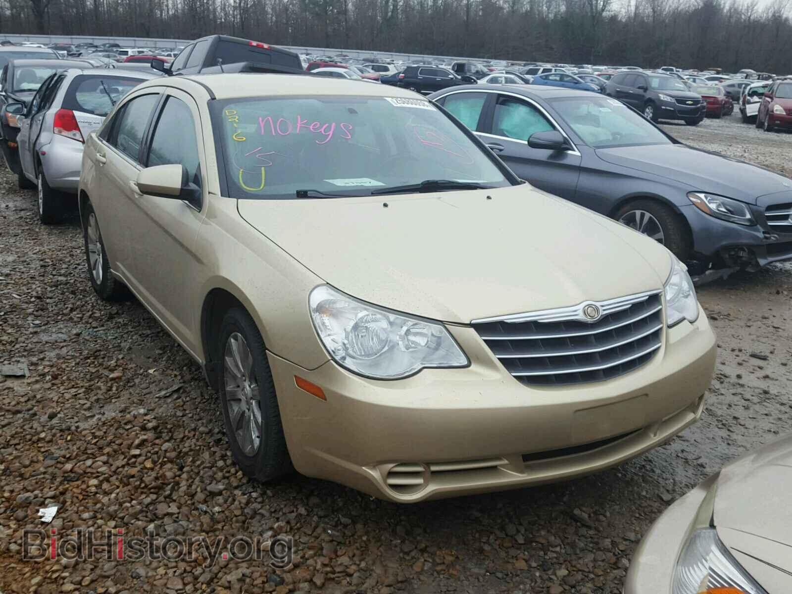 Photo 1C3CC5FB3AN207887 - CHRYSLER SEBRING 2010