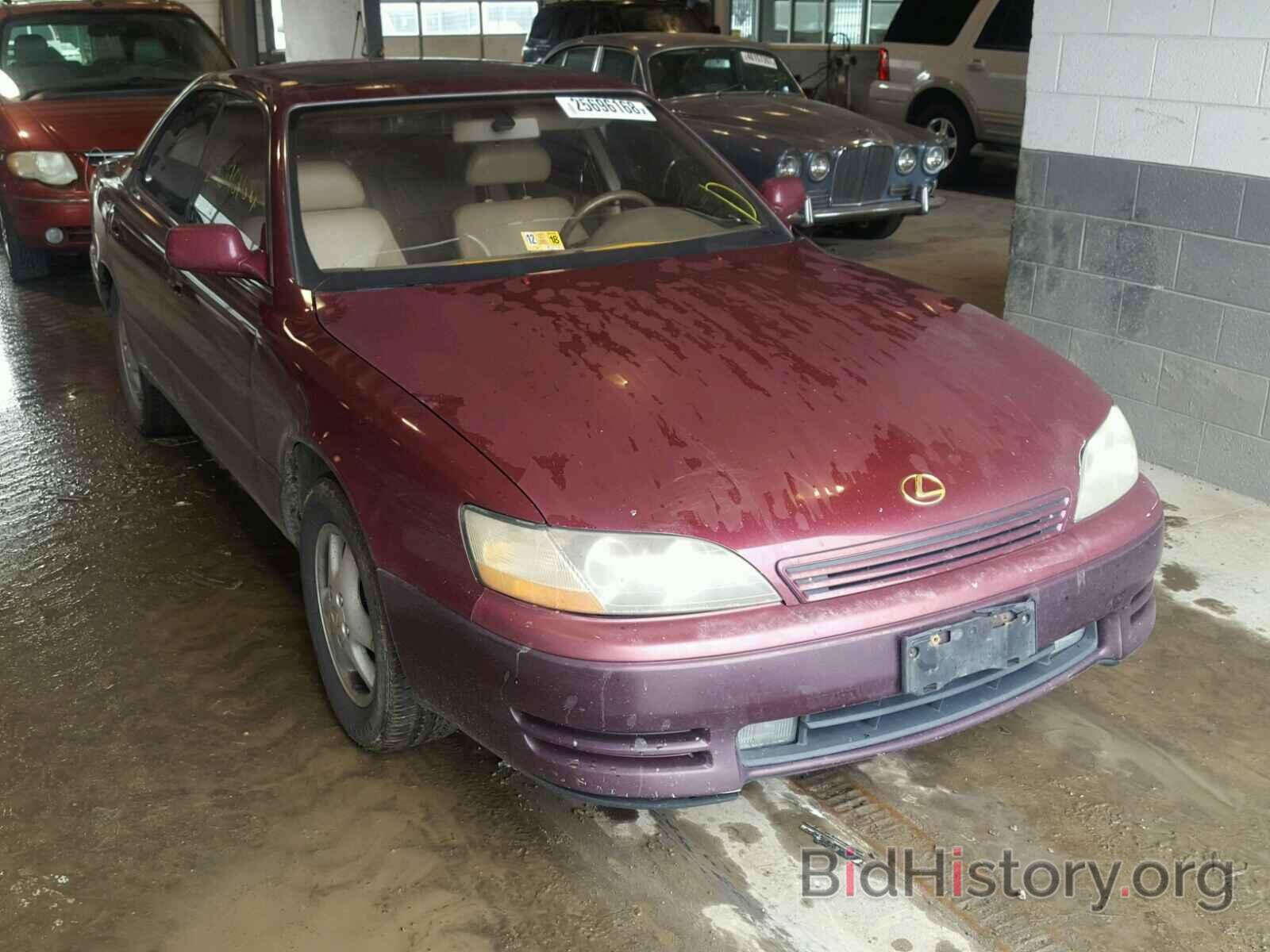 Photo JT8BF12G9T0152918 - LEXUS ES300 1996