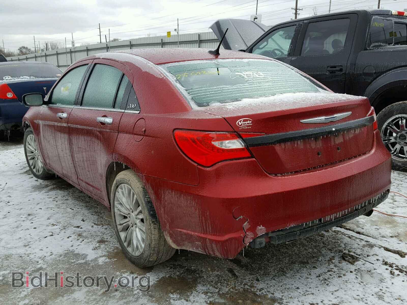 2012 CHRYSLER 200 - VIN: 1C3CCBCB2CN297572 - Фото 3