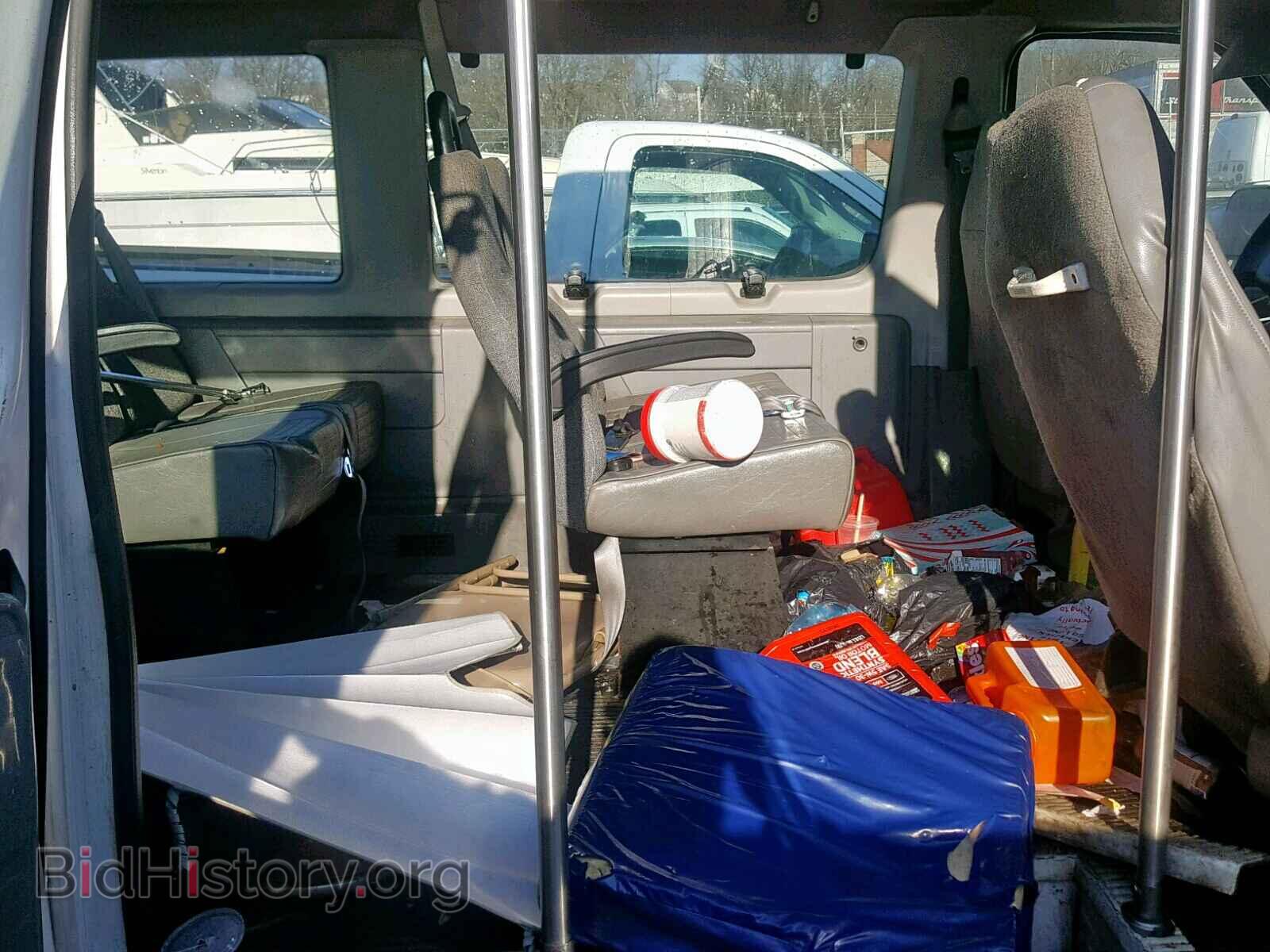 2005 FORD ECONOLINE - VIN: 1FBSS31LX5HA75816 - Фото 6
