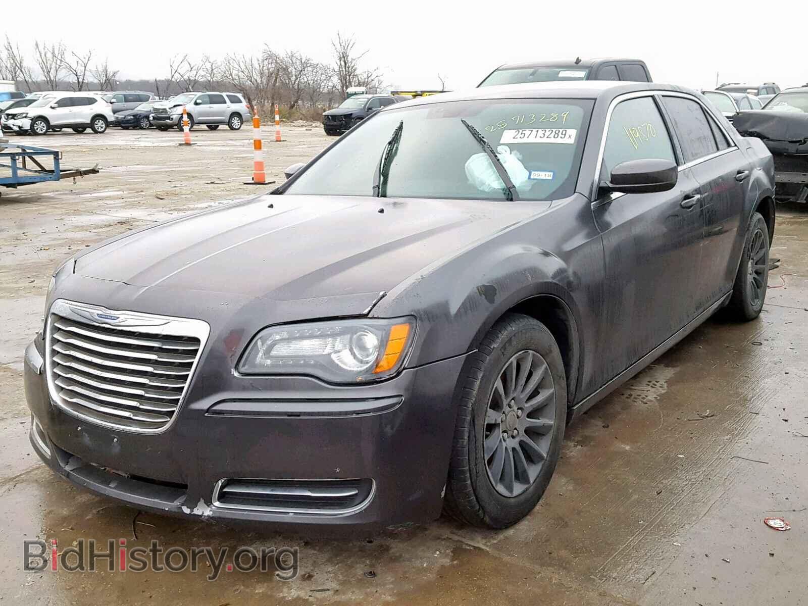 2013 CHRYSLER 300 - VIN: 2C3CCAAG5DH626347 - Фото 2