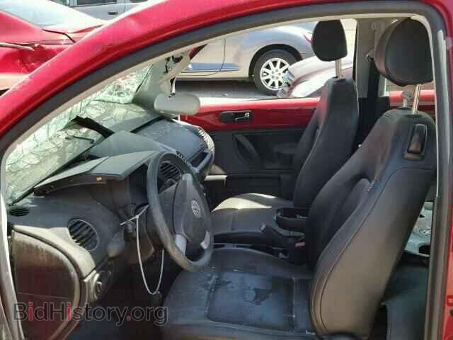 2010 VOLKSWAGEN BEETLE - VIN: 3VWPG3AG6AM012477 - Фото 5
