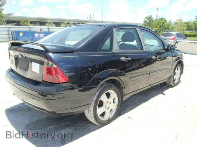 2007 FORD FOCUS - VIN: 1FAHP34N67W217443 - Photo 4